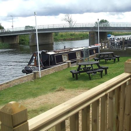 The Swan On The River Hotell Ely Eksteriør bilde
