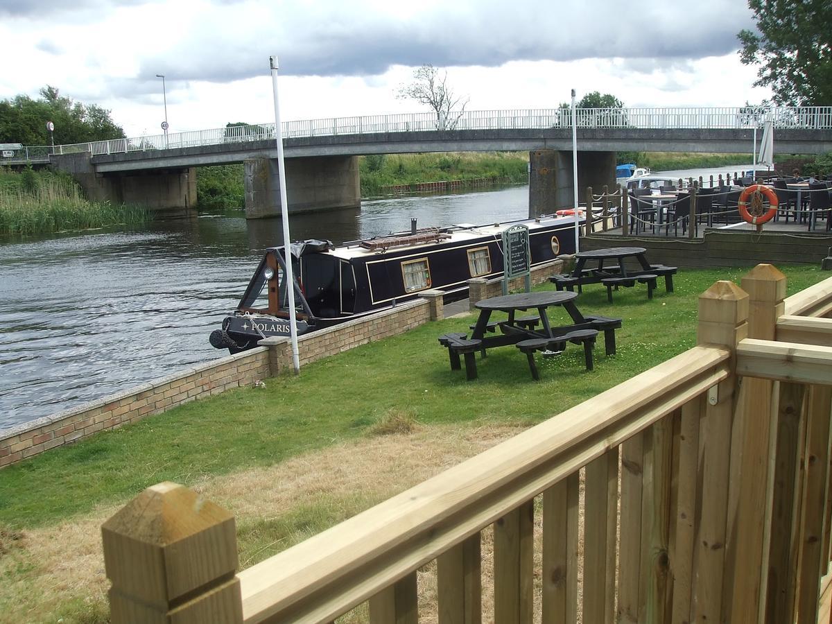 The Swan On The River Hotell Ely Eksteriør bilde