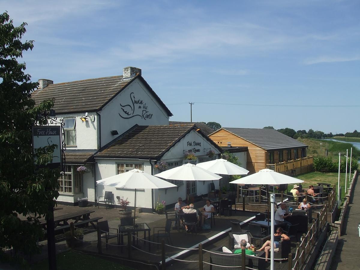 The Swan On The River Hotell Ely Eksteriør bilde